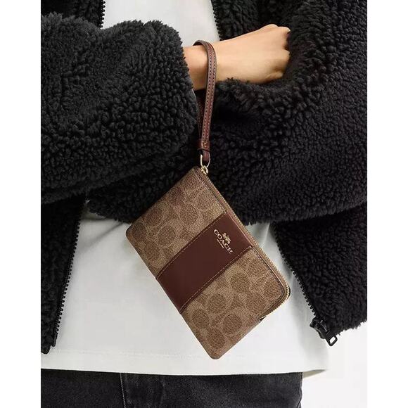 NWT Coach Corner Zip Wristlet Signature Canvas with Stripe CW854 Gold/Tan/Brown - Picture 7 of 7